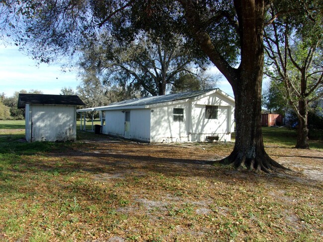 Building Photo - Adorable 2 Bedroom Mobile