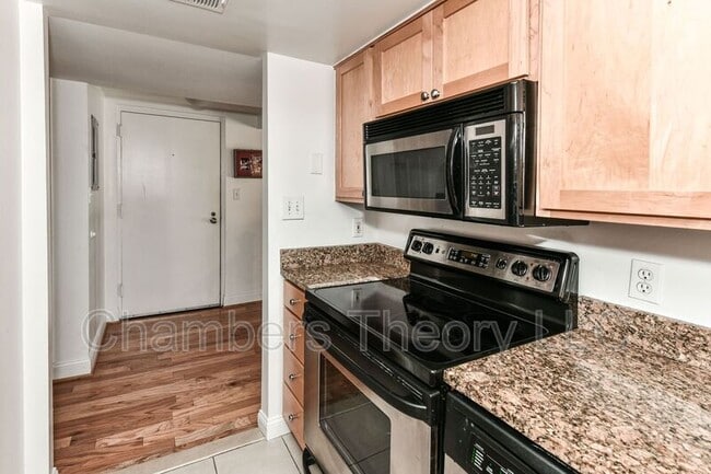 Building Photo - 2630 Adams Mill Rd NW