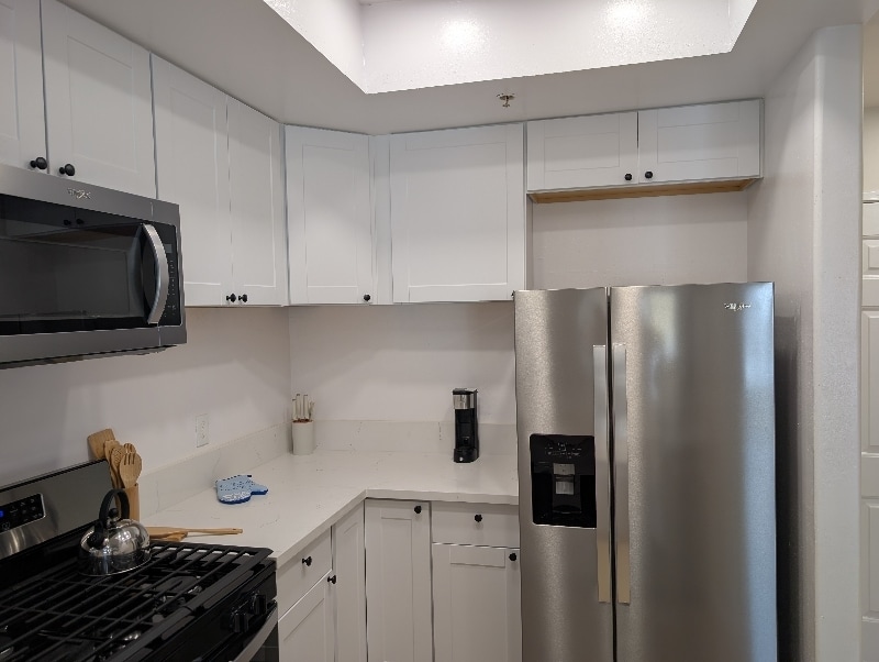 Building Photo - 11035 Moorpark St