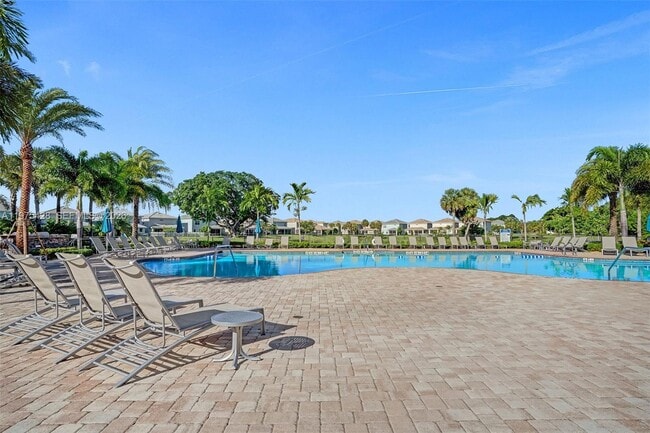 Building Photo - 4764 Eucalyptus Dr