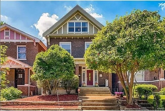 Building Photo - 5842 Pershing Ave