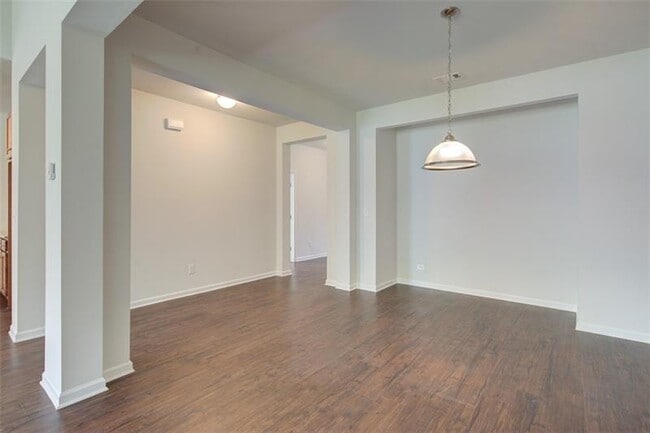 Building Photo - 5245 Echos Cove