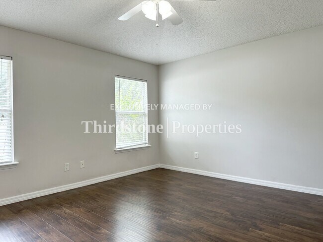 Building Photo - 1051 Moosehead Dr