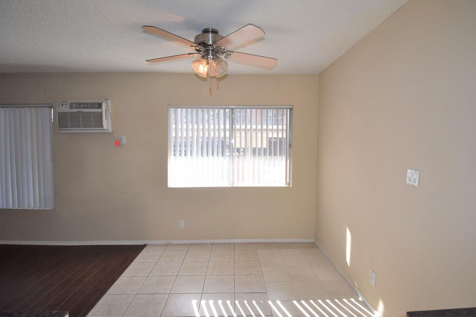 Building Photo - 12050 Tiara St