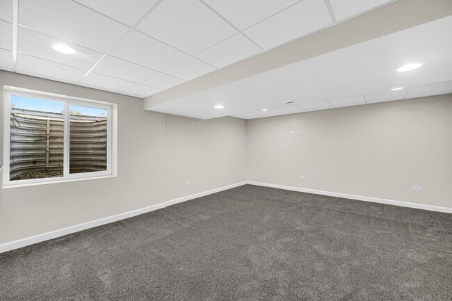 Building Photo - 803 W Courtland St