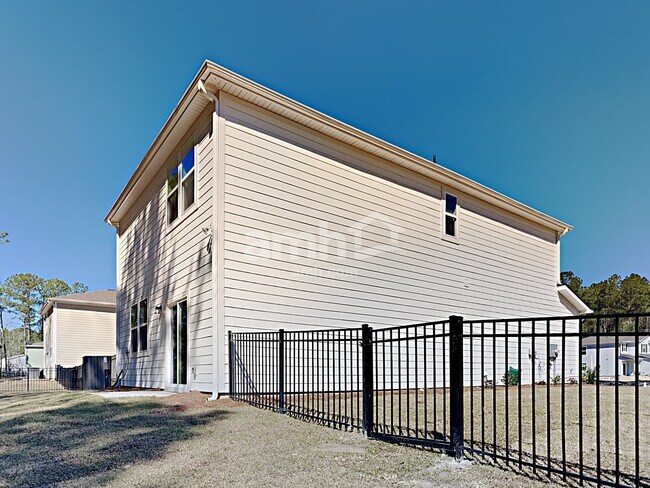 Building Photo - 311 West St
