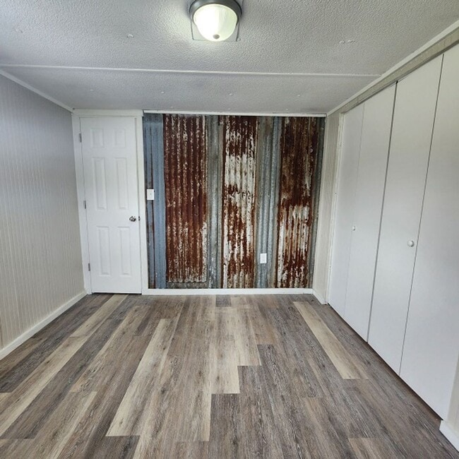 Building Photo - 2 Bedroom House in Woden Available- Accept...