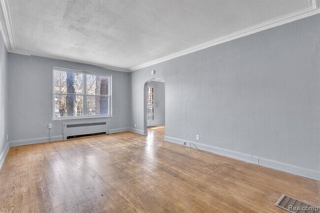 Building Photo - 17701 Manderson Rd