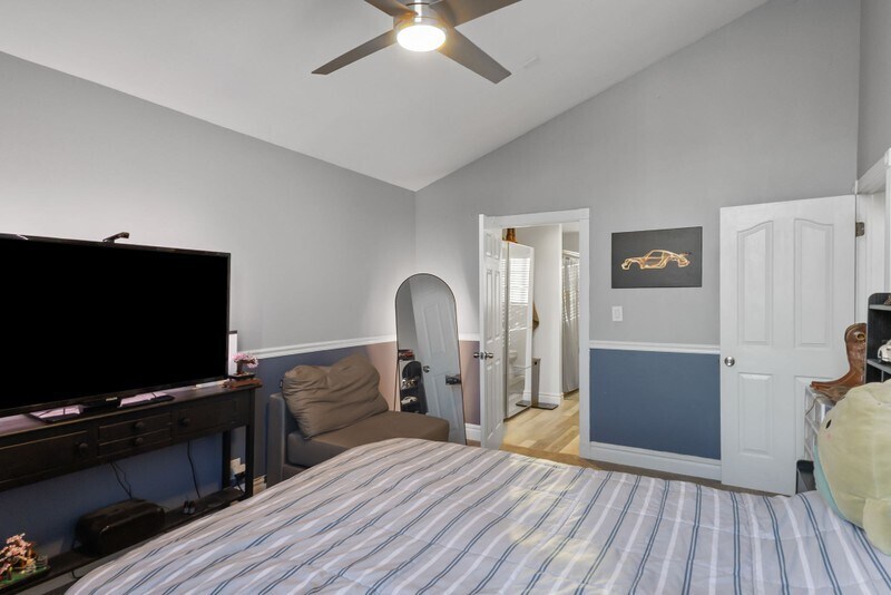 Building Photo - 752 Raygene Way