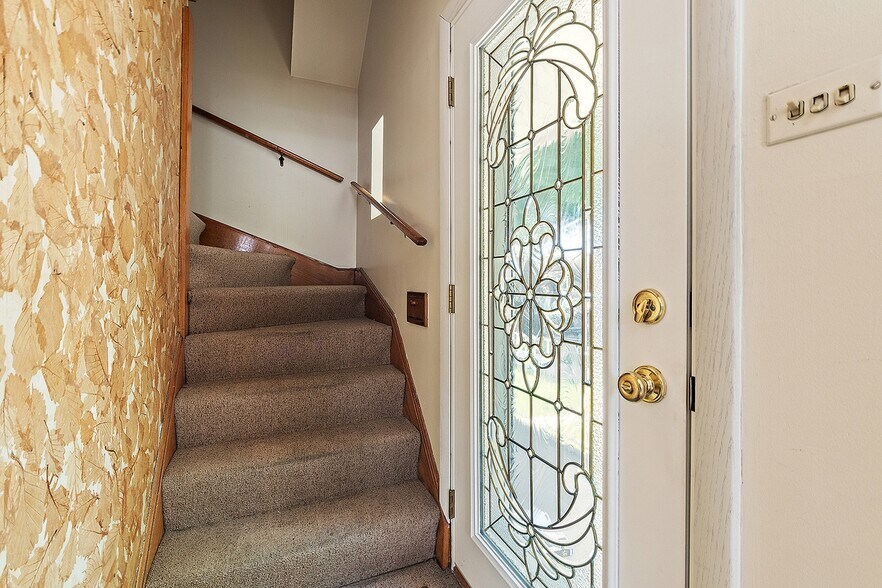 Building Photo - 3840 S Wolcott Ave