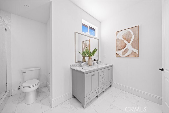 Building Photo - 18 Windrow Rd