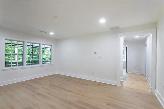 Building Photo - 167 Rockmart Dr SW