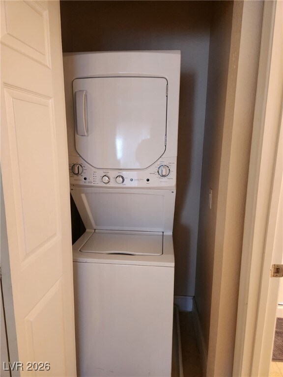 Building Photo - 91 E Agate Ave