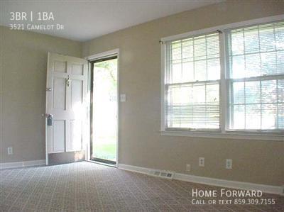 Building Photo - 3521 Camelot Dr