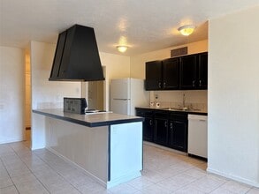 Building Photo - 24411 Beef Canyon Dr