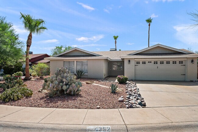 Building Photo - 4332 E Cherokee St