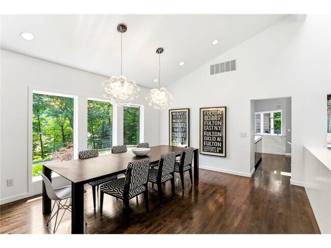 Building Photo - 20650 Bayview Ct