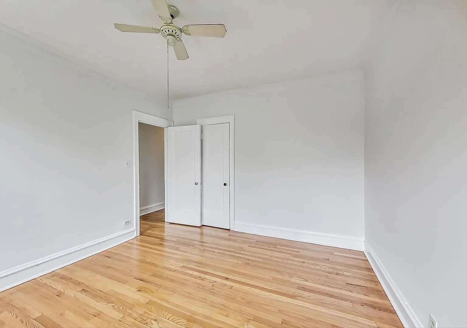 Building Photo - 5600 S Blackstone Ave