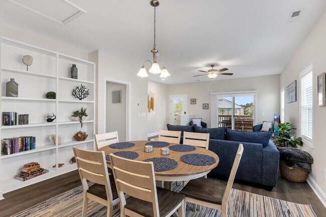 Building Photo - Amazing Rental Coming Soon (Late October-2...