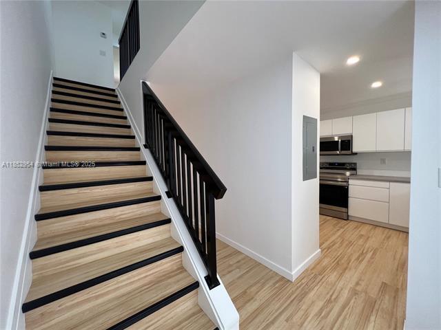 Building Photo - 8115 SW 81st Pl