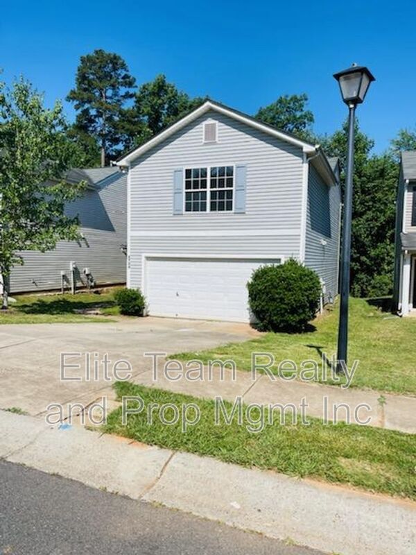 Primary Photo - 5709 Kelden Walker Ln