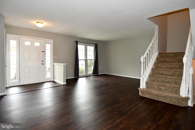 Building Photo - 13216 Country Ridge Dr