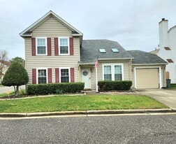 Building Photo - 300 Windy Oak Run