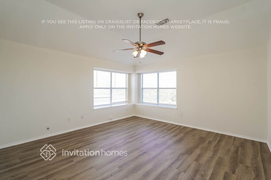 Building Photo - 817 Longleaf Dr