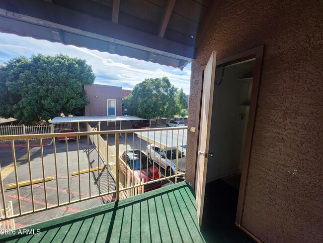 Building Photo - 16602 N 25th St