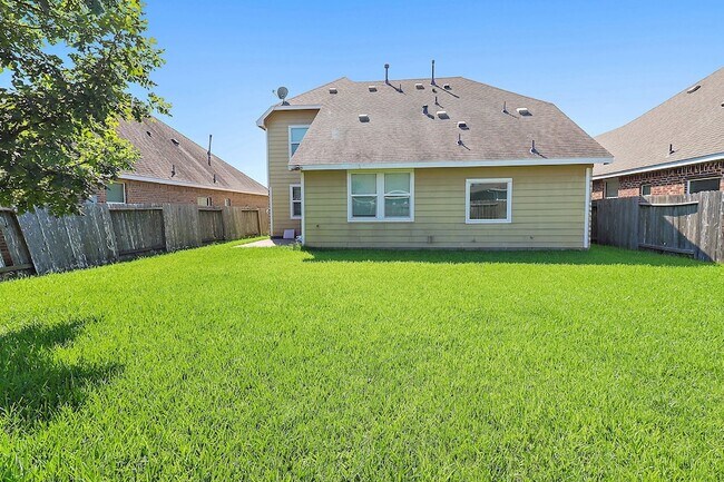 Building Photo - 8314 Hampton Bay Drive