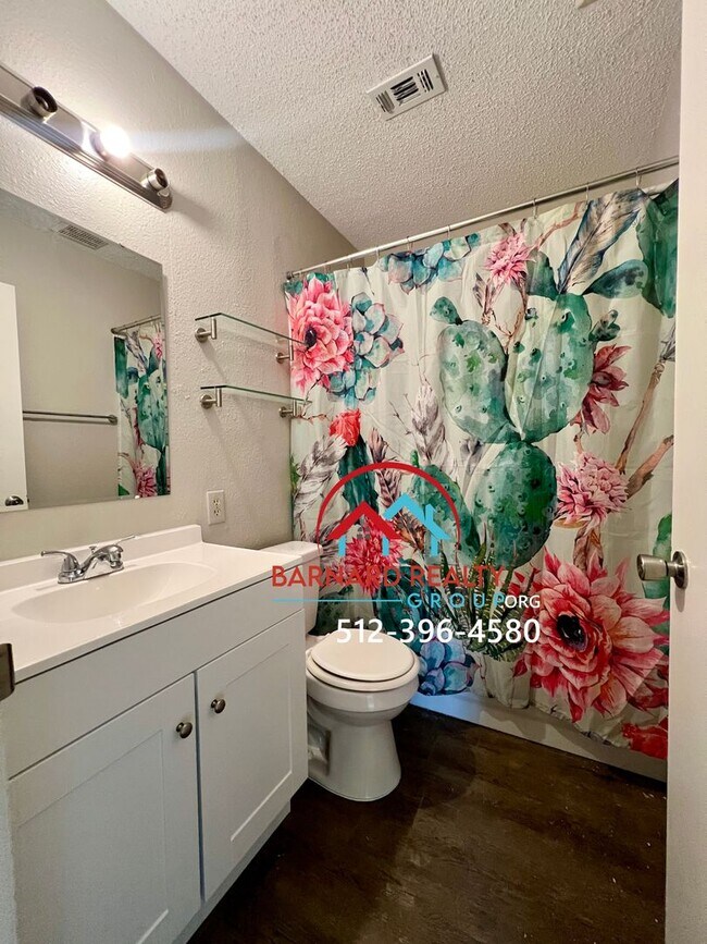 Building Photo - 110 Whitetail Dr