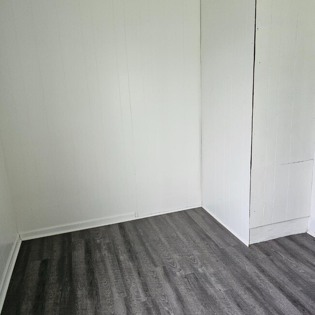 Building Photo - 611 Willow St