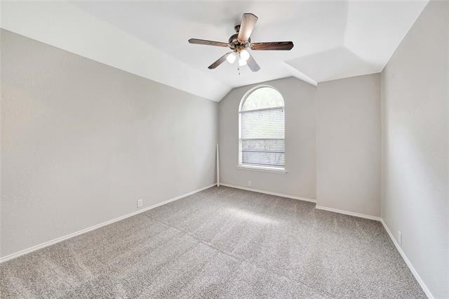 Building Photo - 8625 Luzerne Dr