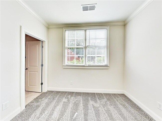 Building Photo - 1203 Virginia Park Dr