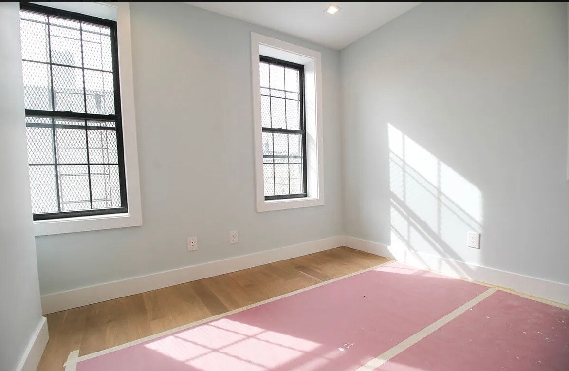 Building Photo - 6702 60th St