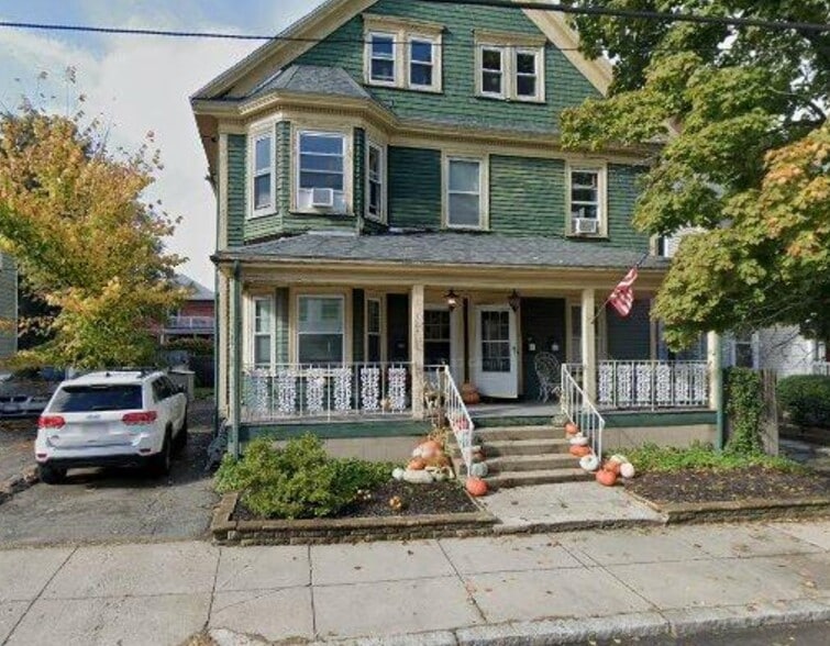 Building Photo - 35 Coolidge Rd