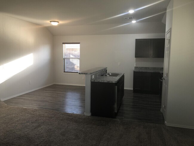 Building Photo - 11017 NW 98th St