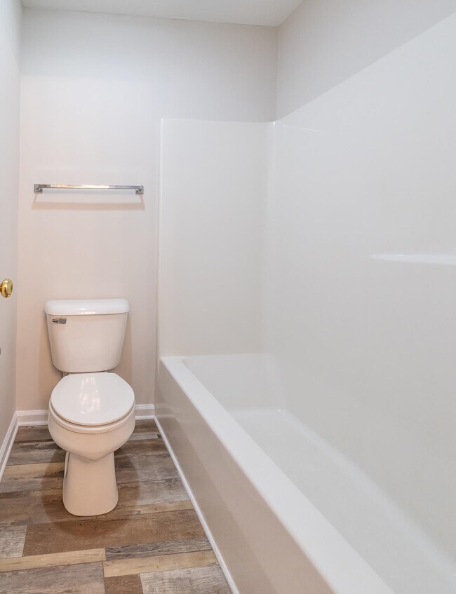 Building Photo - 9550 Dunes Gables Dr