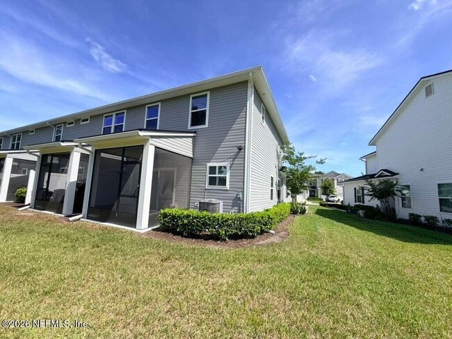 Building Photo - 12039 Calvesta St