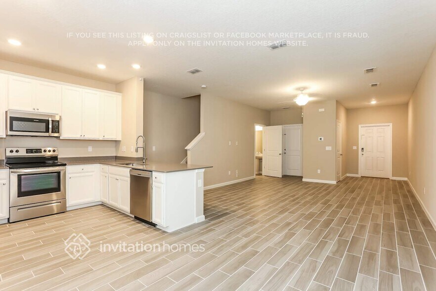 Building Photo - 653 Cherry Ridge Dr