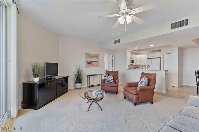Building Photo - 1001 Arbor Lake Dr