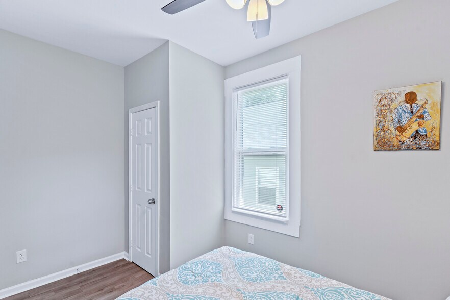 Building Photo - 1026 Astor Ave SW