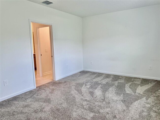 Building Photo - 4006 Ambrose Ave