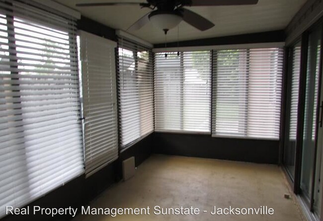 Building Photo - 2 br, 1.5 bath House - 4215 Polo Court