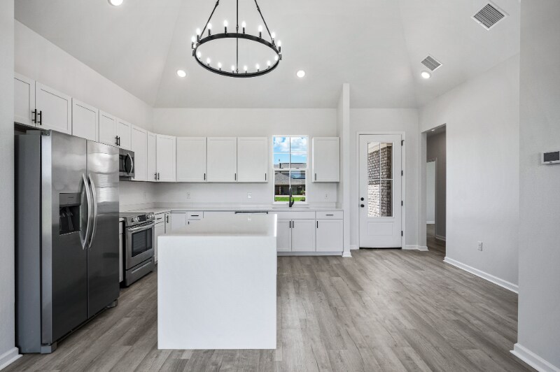 Building Photo - 205 Jax Sq