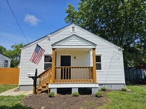 Building Photo - 132 N Beech Ave