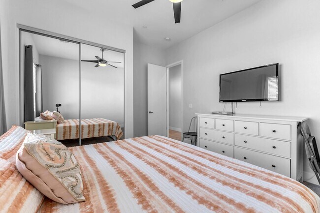 Building Photo - 51855 Avenida Juarez