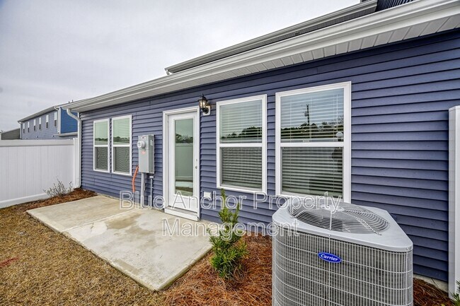 Building Photo - 111 S Grassland Rd