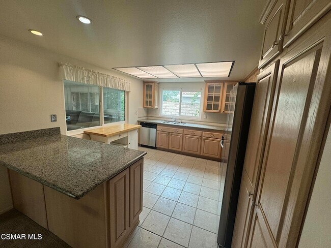 Building Photo - 6439 Hazel Cir