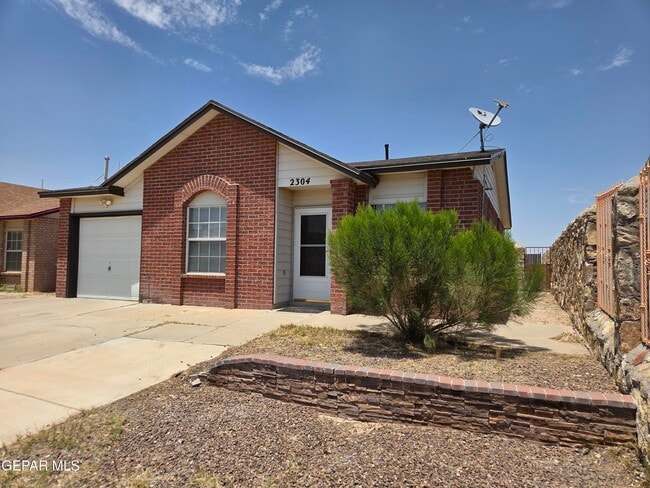 Building Photo - 2304 Tierra Serena Rd